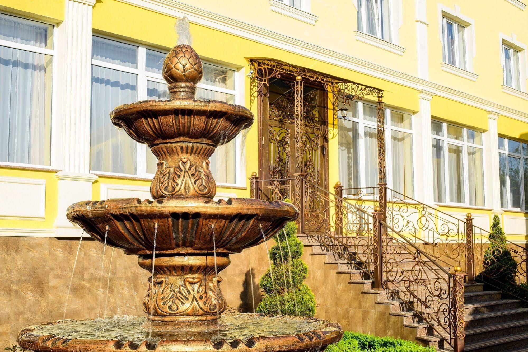 Hotel Argo Premium Lwów Zewnętrze zdjęcie